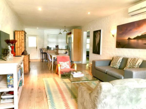 Hout Bay walk to beach apartment